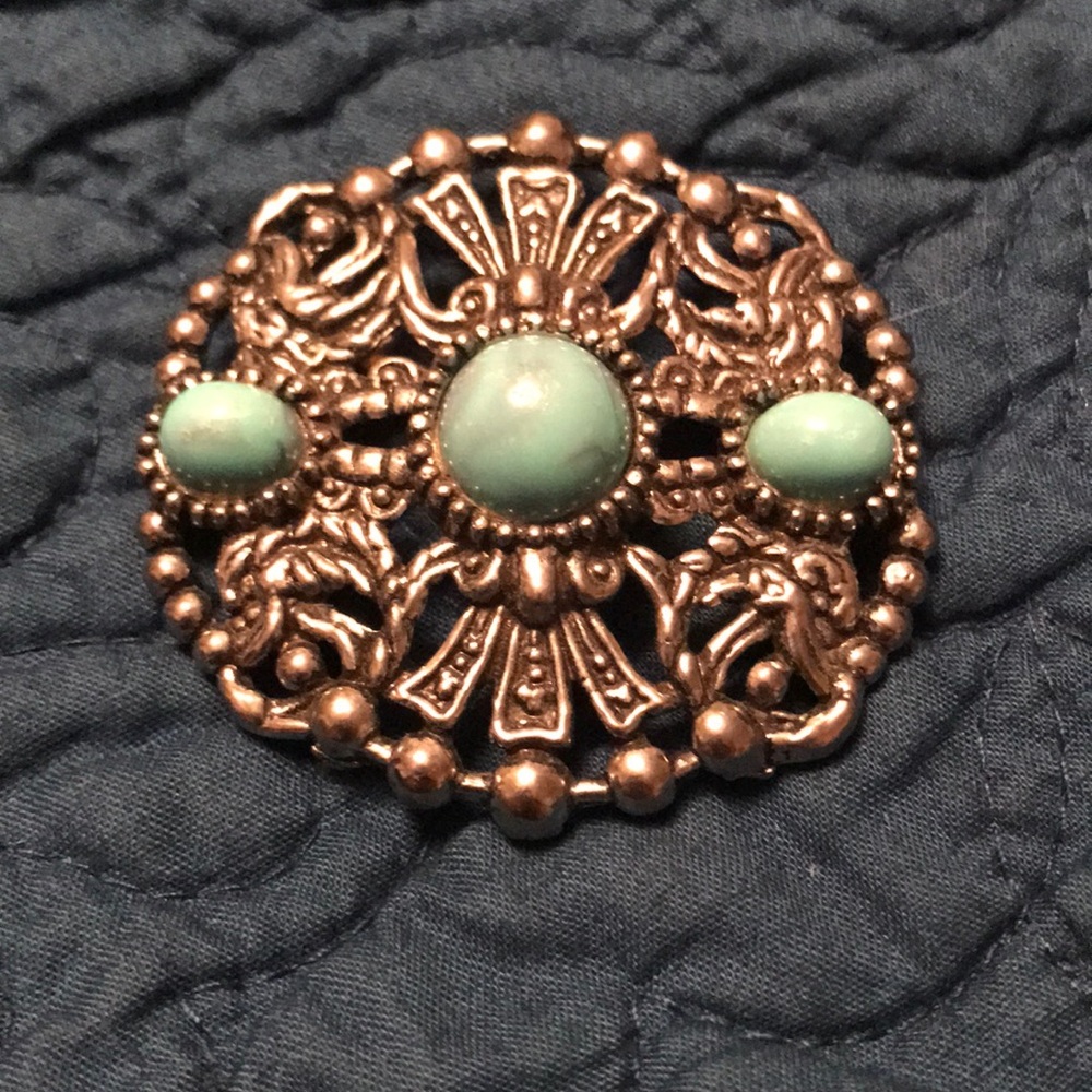 ✨SALE✨Antique Brooch